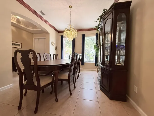 Dining Room Entry