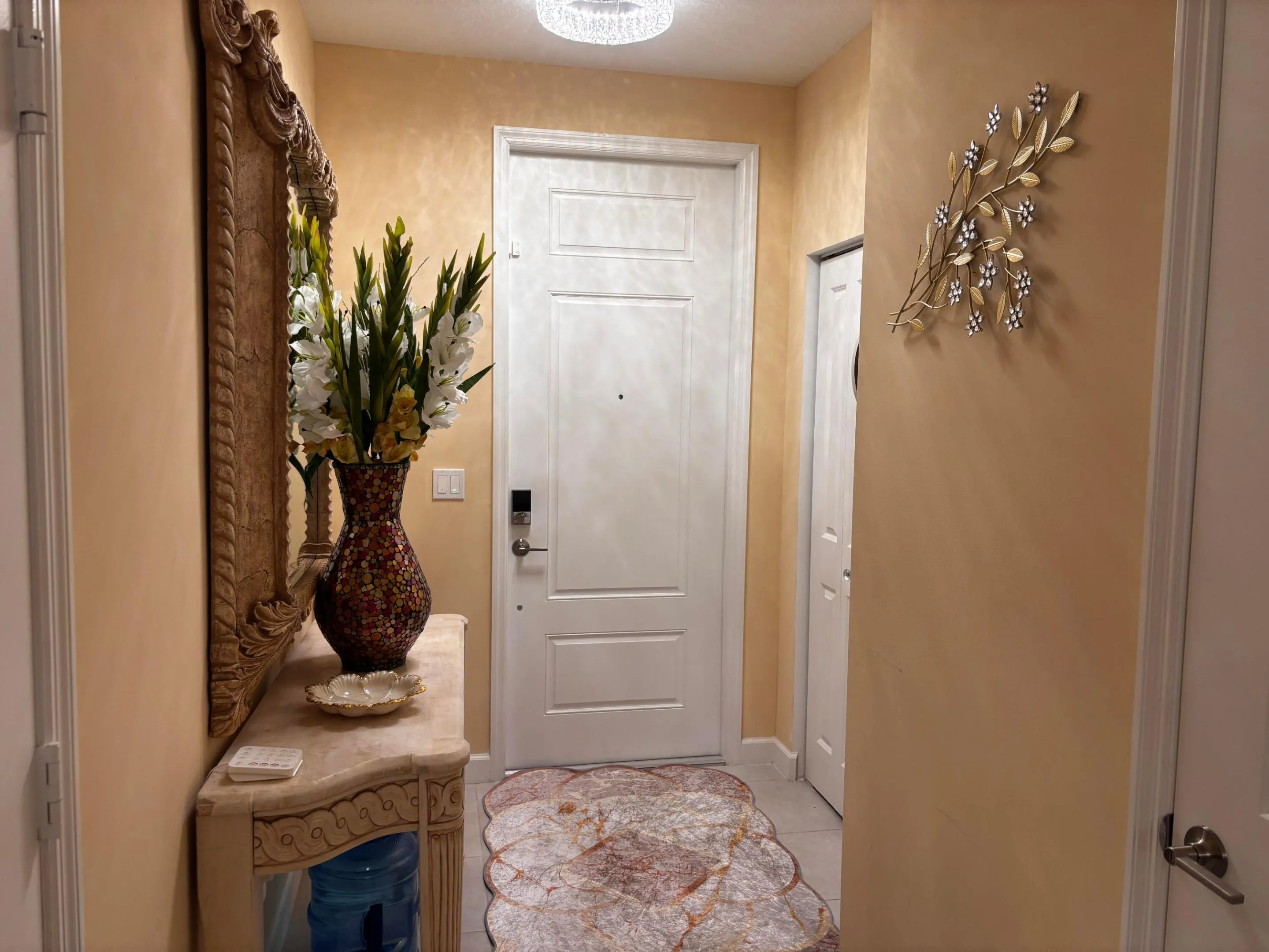 Foyer/Half bath