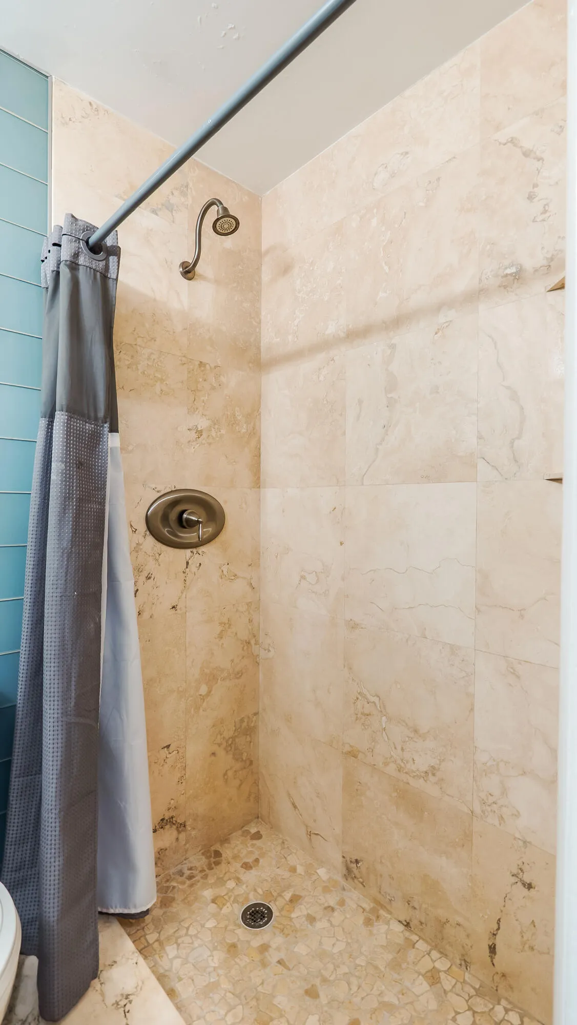 2nd Bathroom