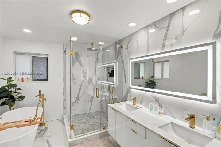 Photo 36