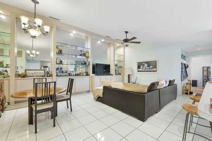 9041 Sun Terrace Cir_020