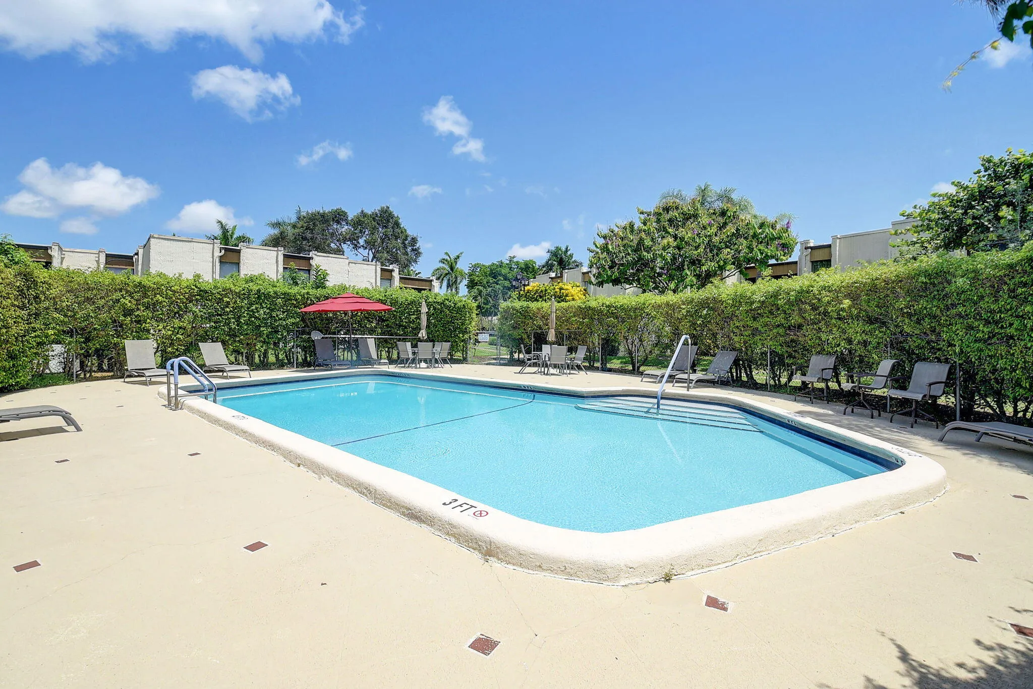 28_Pool