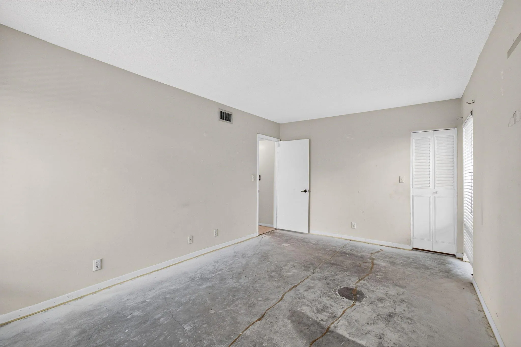 18_Second-Bedroom-2