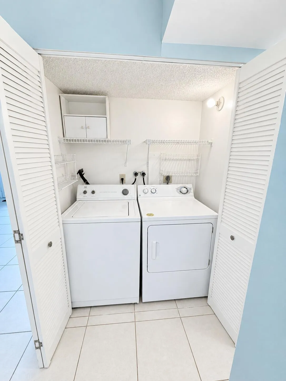 In Unit Washer/Dryer