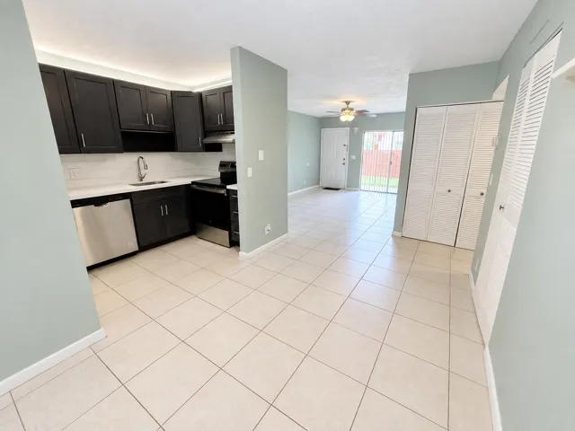 Kitchen/ Living Room Dining Room View