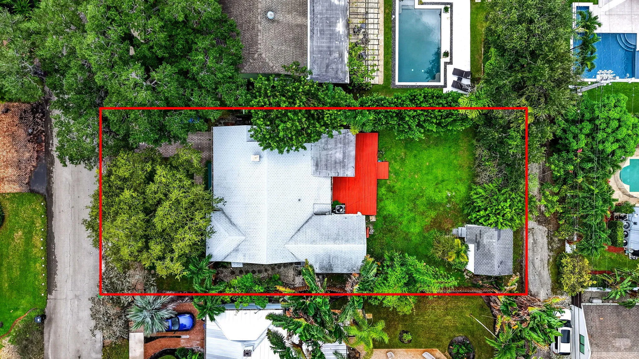 7,800 sq ft in Victoria Park is above average ( 6K to 7K)
