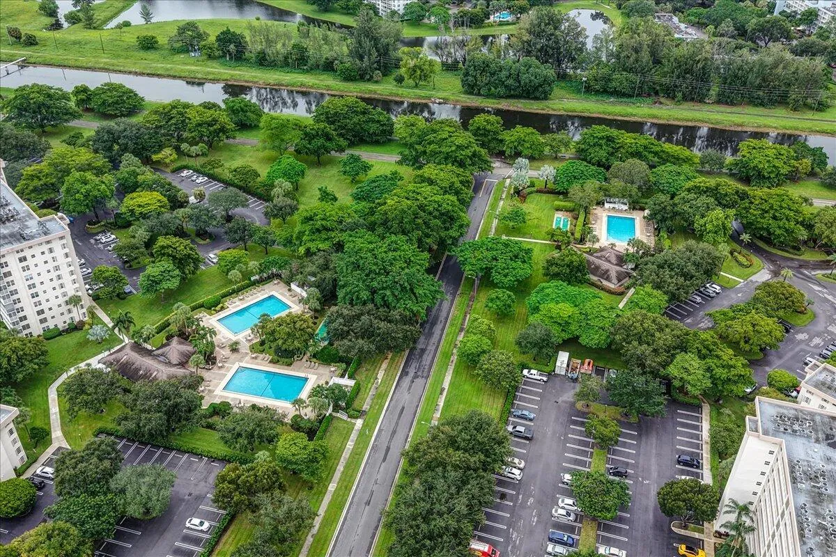View of 2 of the 3 rec areas on Oaks Way