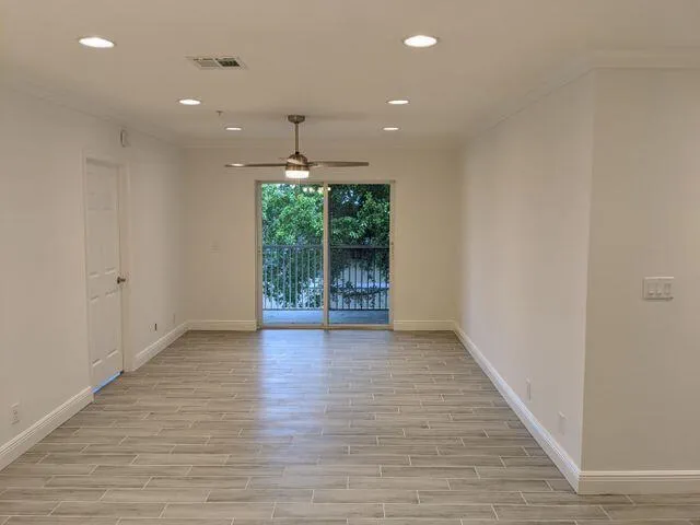 Empty​​‌​​​​‌​​‌‌​‌‌​​​‌‌​‌​‌​‌​​​‌​​ Livingroom1