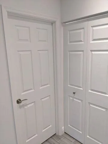 Master Bathroom & Closet