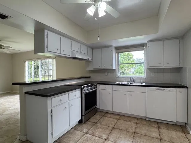 8306 kitchen 2
