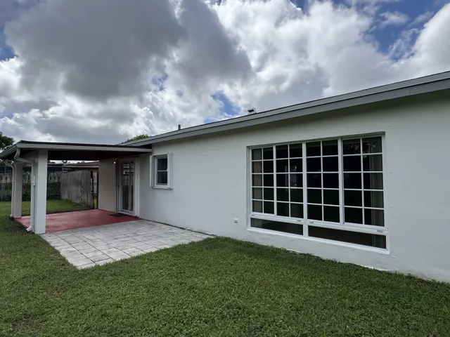 8306 back patio