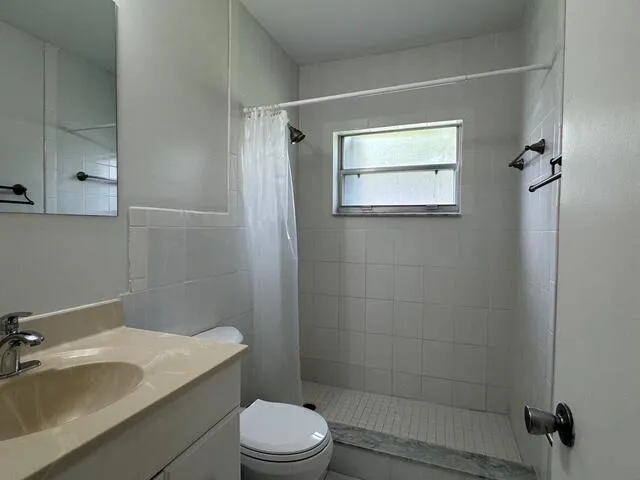8306 primary bathroom