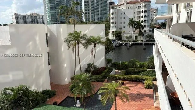 Photo 36