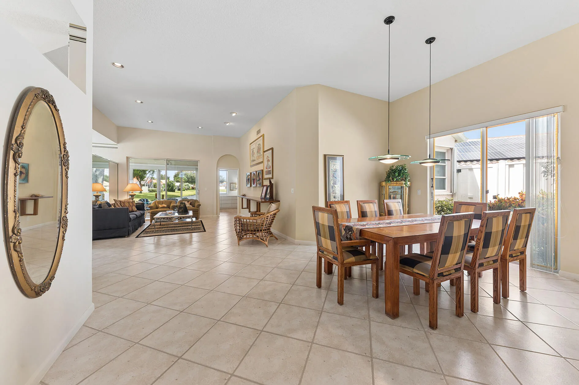 Dining Room/Living Room
