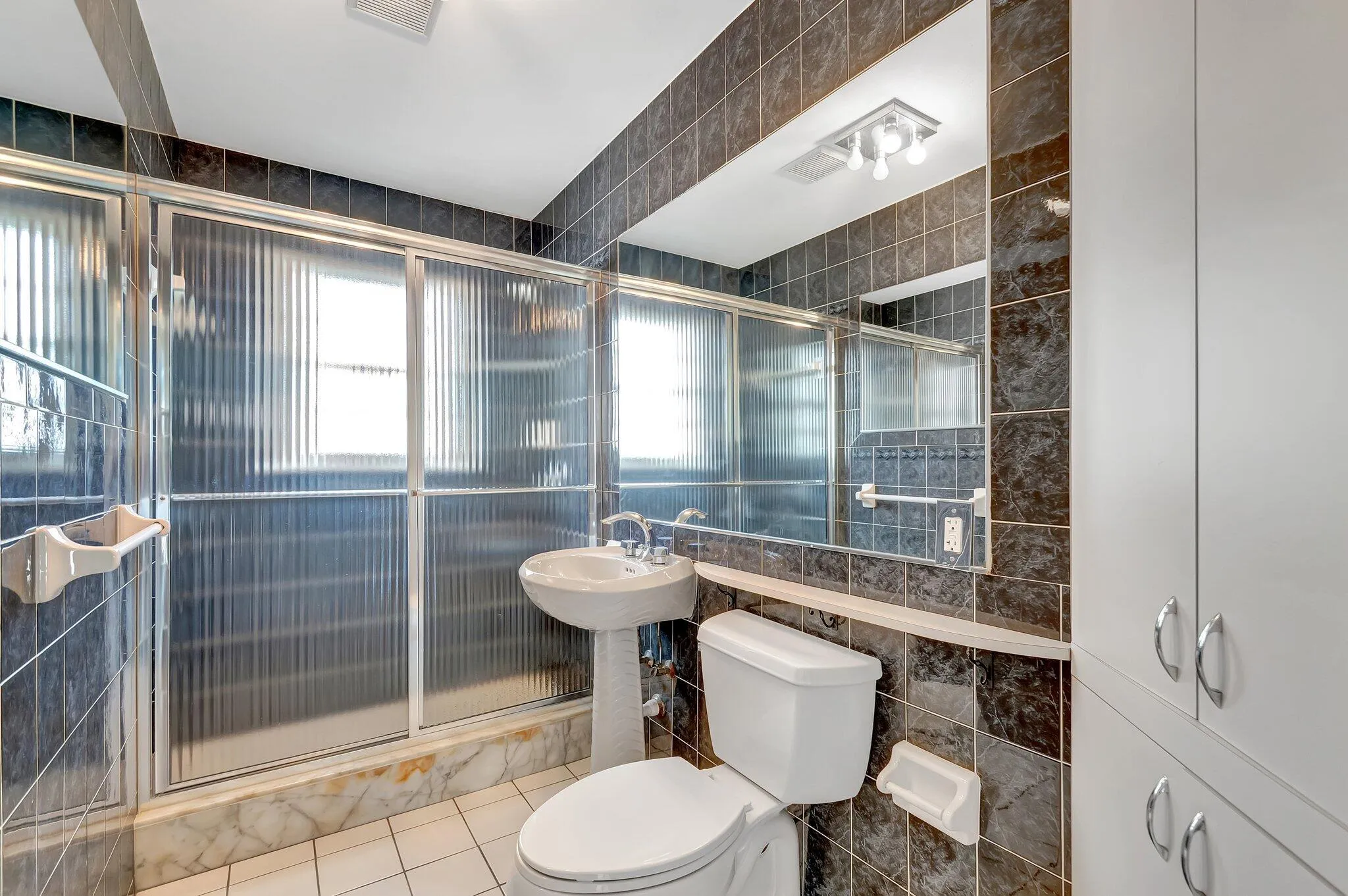 Main Bath