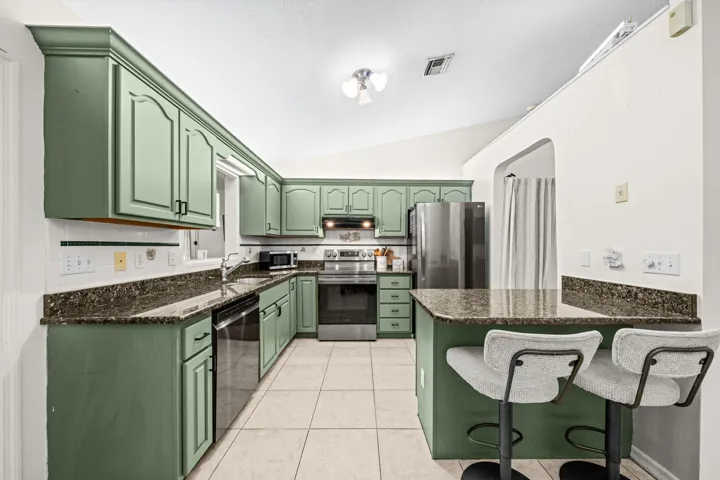 30-web-or-mls-3809-11th-st-sw