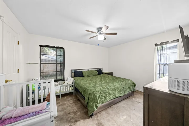 4-web-or-mls-3809-11th-st-sw