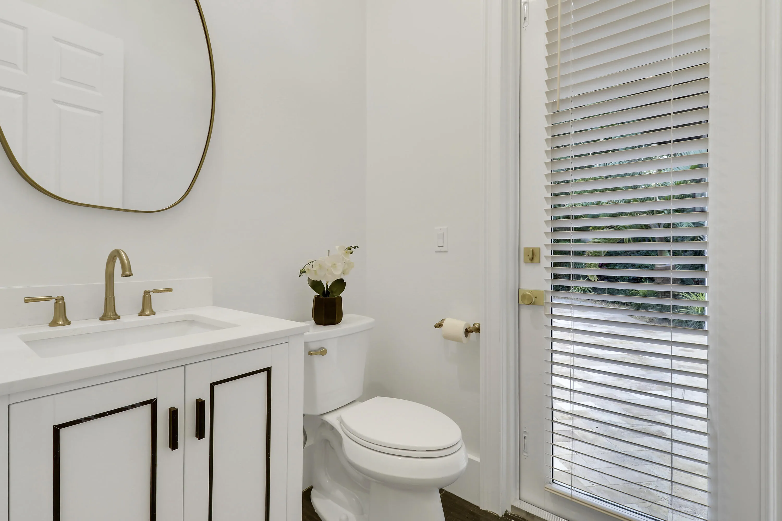 Downstairs Half Bath