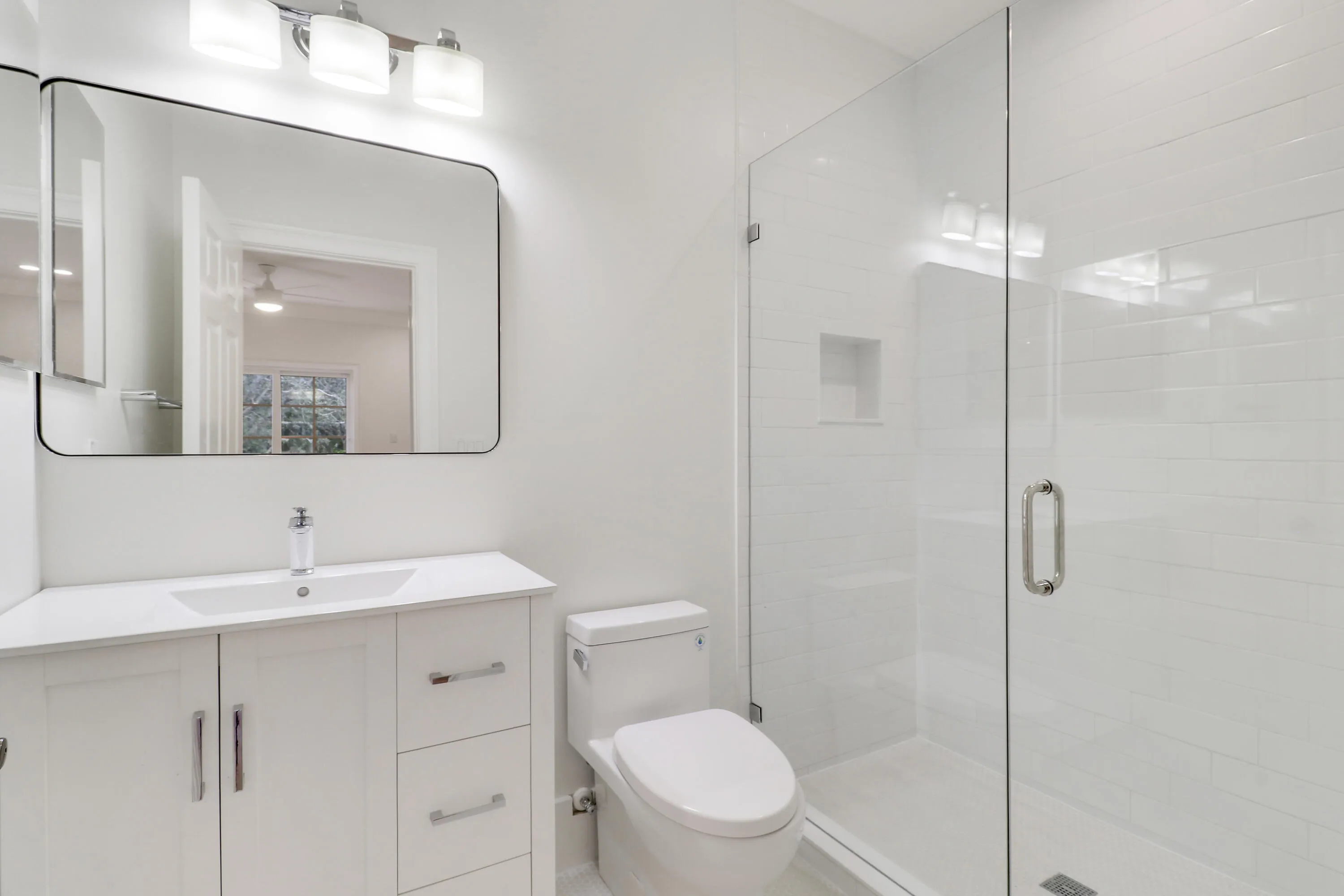 En Suite Bath Bedroom 3