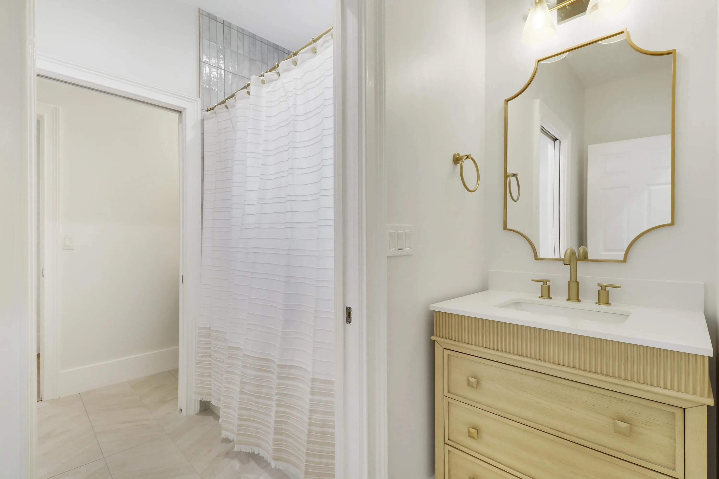 Jack and Jill Bath