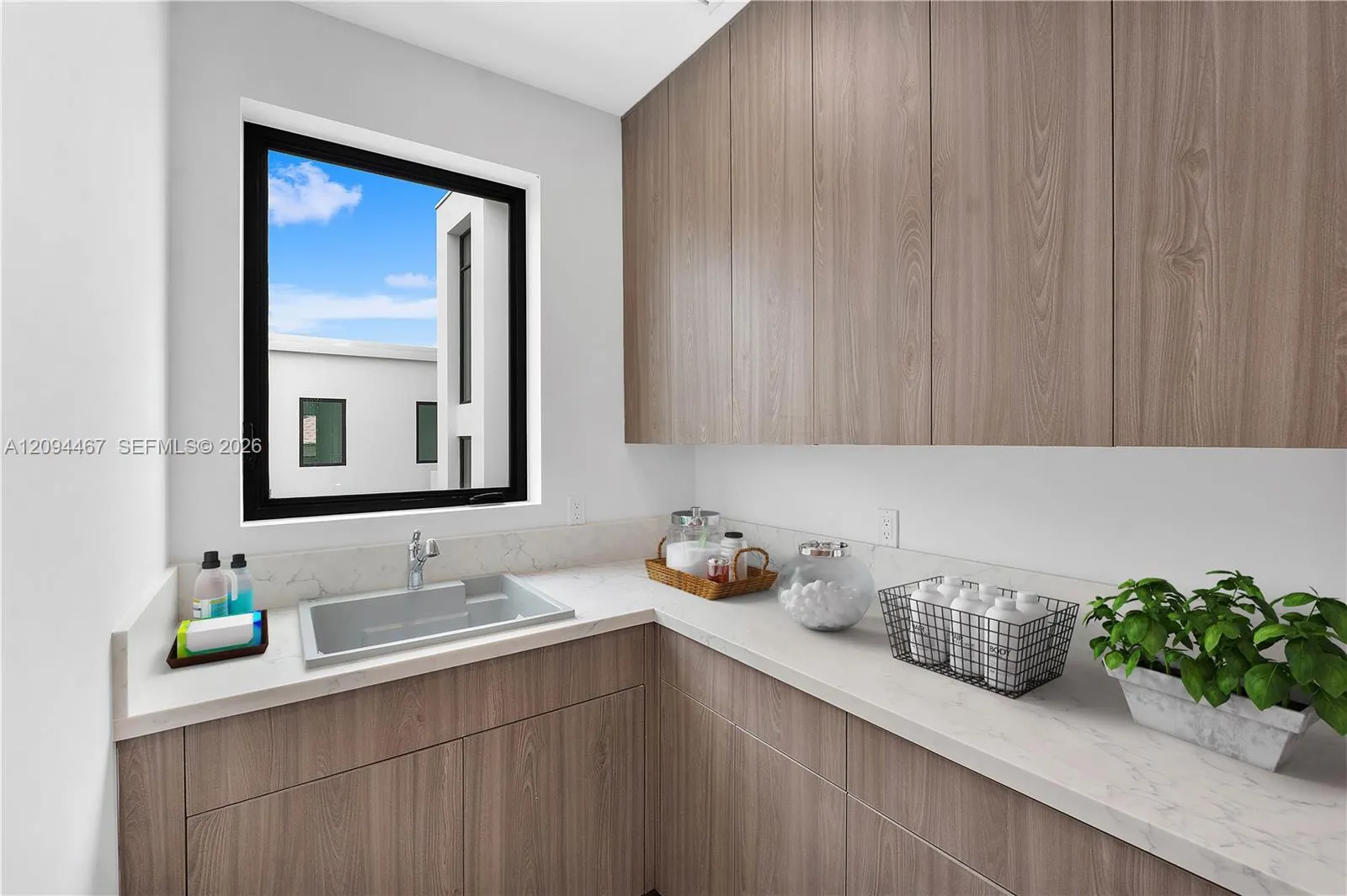 Second floor (virtually staged)