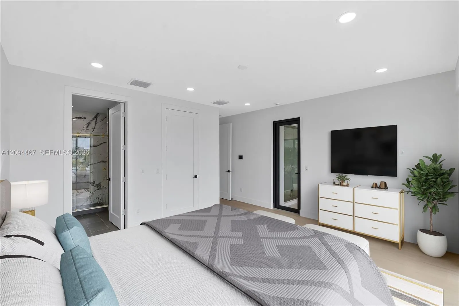 Second floor (virtually staged)
