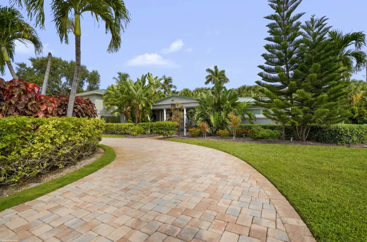 1578 Thumb Point Dr 013