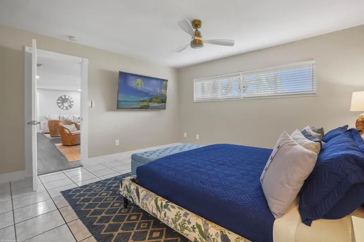 1578 Thumb Point Dr 044