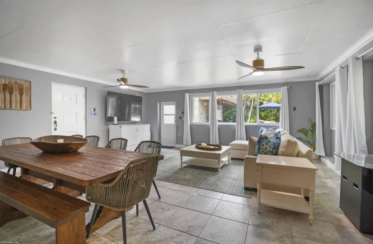 1578 Thumb Point Dr 058