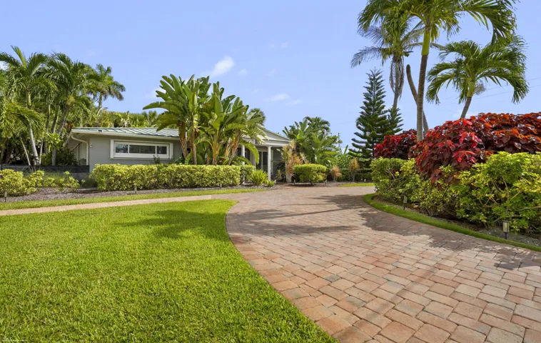 1578 Thumb Point Dr 015
