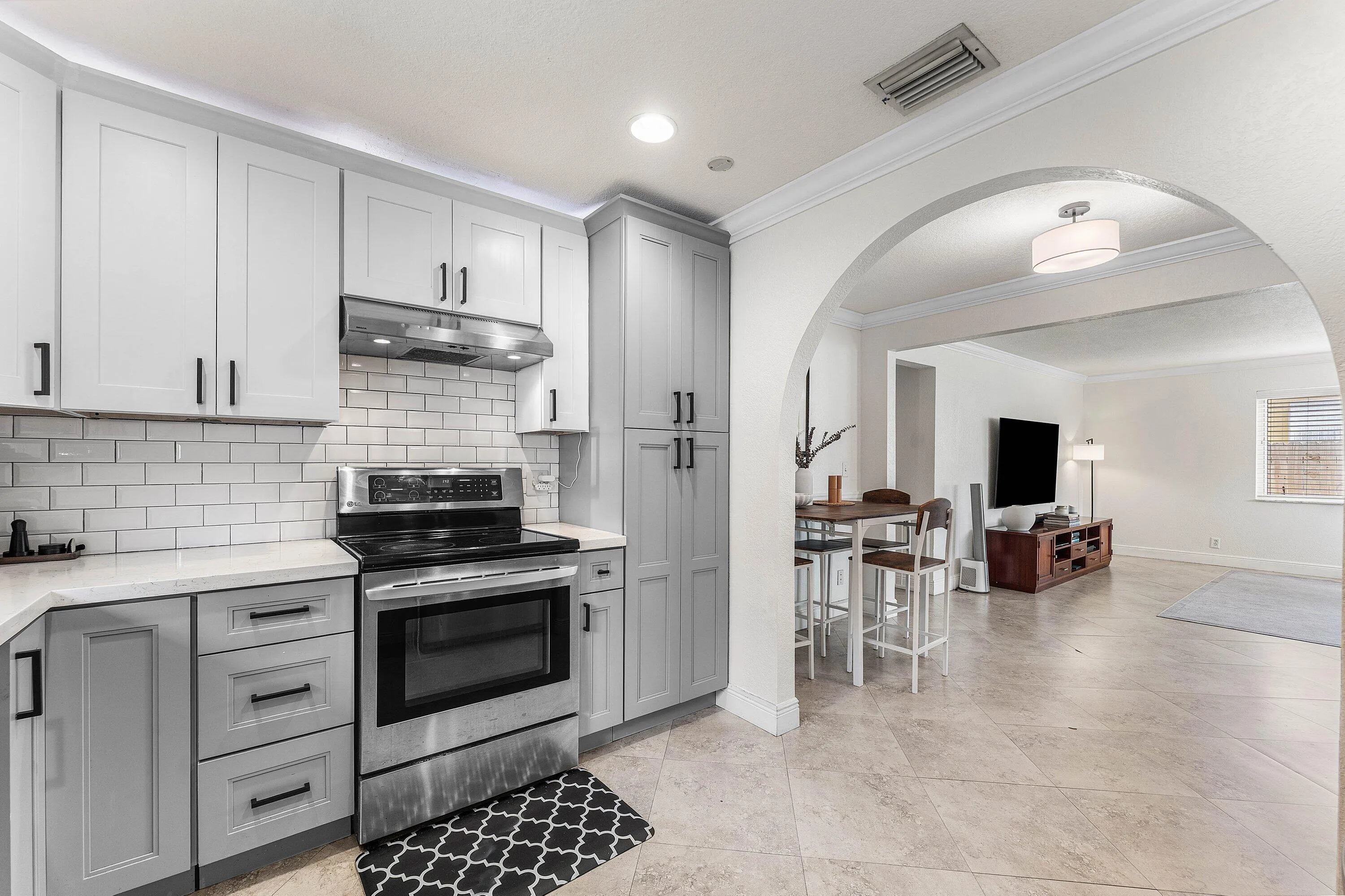 011-5347WashingtonRoad-DelrayBeach-FL-33