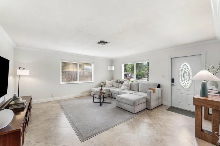 004-5347WashingtonRoad-DelrayBeach-FL-33