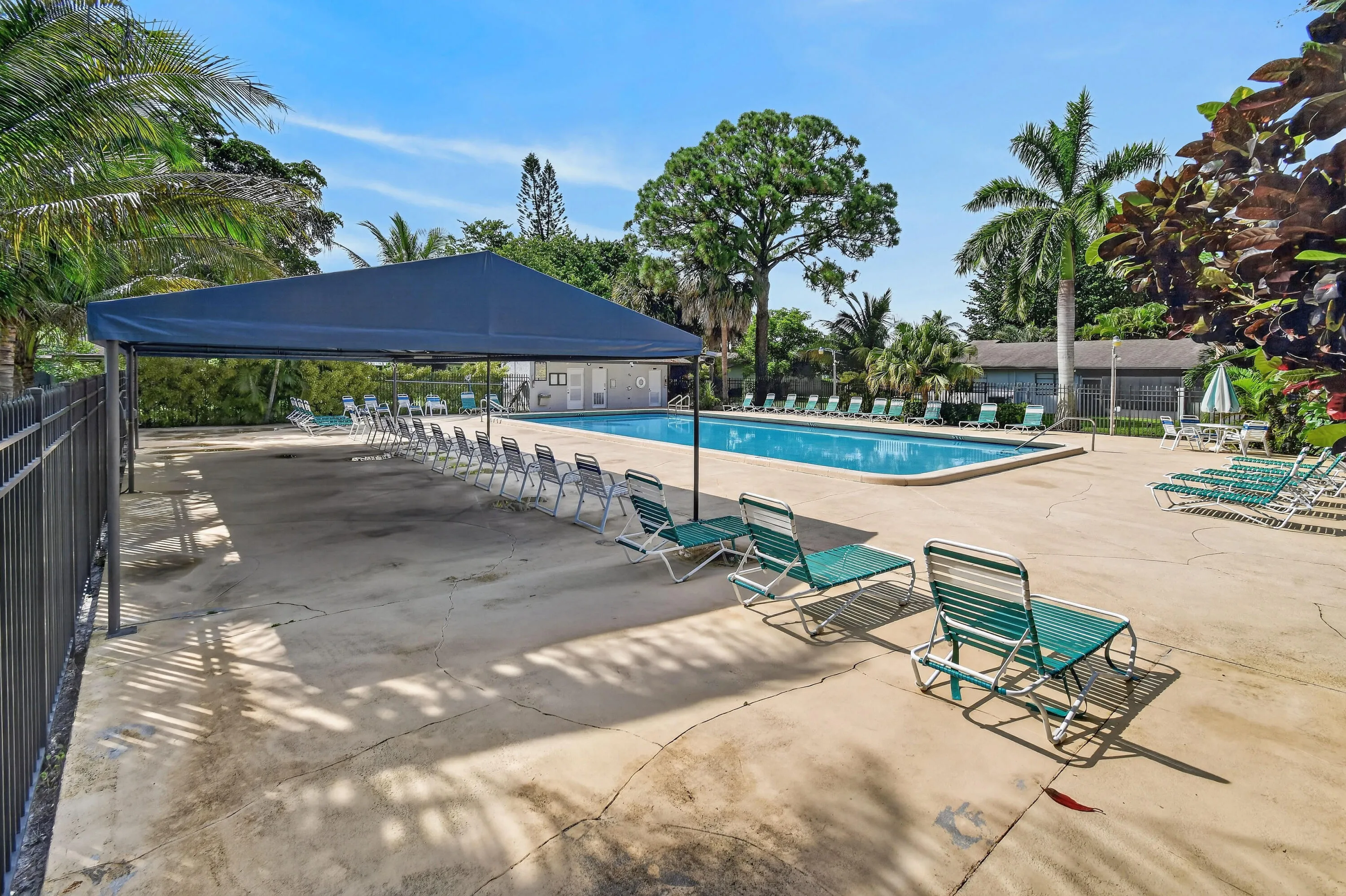 Pool shelter
