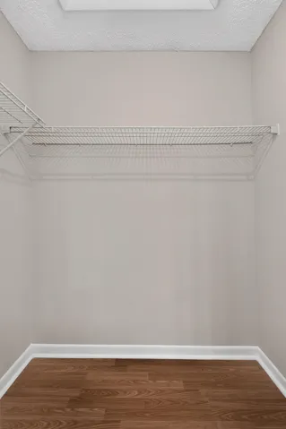 Walk in closet