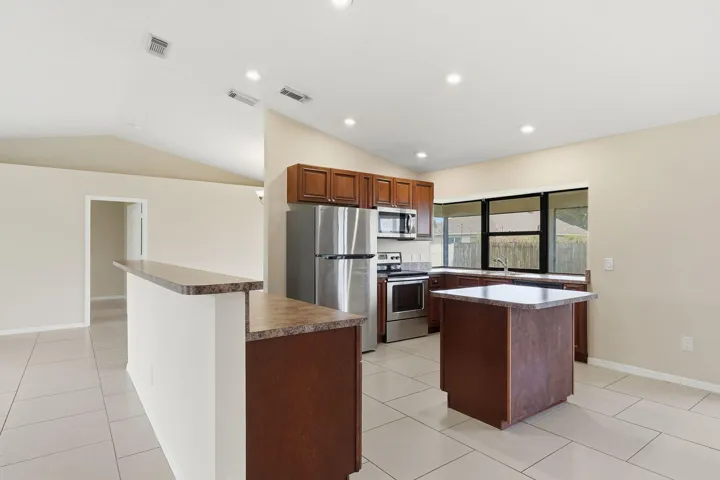 32-web-or-mls-682_SW_Jacoby_Ave_09308