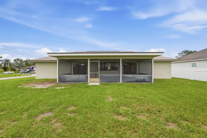 50-web-or-mls-682_SW_Jacoby_Ave_09371