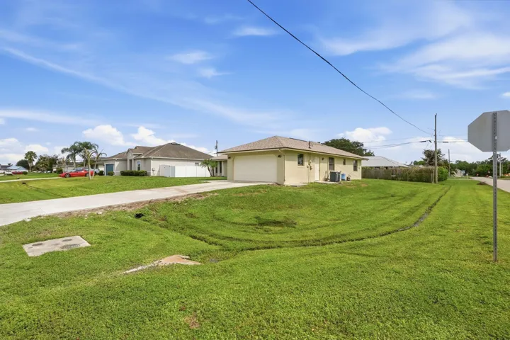 5-web-or-mls-682_SW_Jacoby_Ave_09185