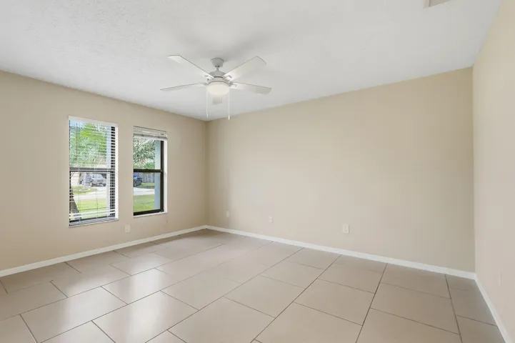 13-web-or-mls-682_SW_Jacoby_Ave_09239