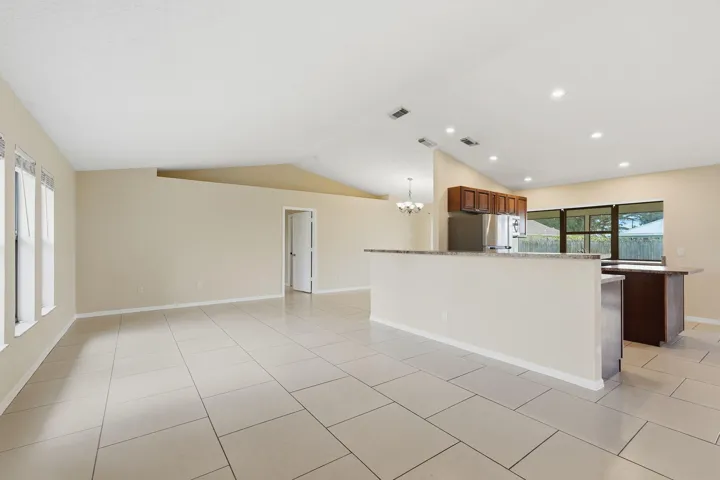 28-web-or-mls-682_SW_Jacoby_Ave_09296