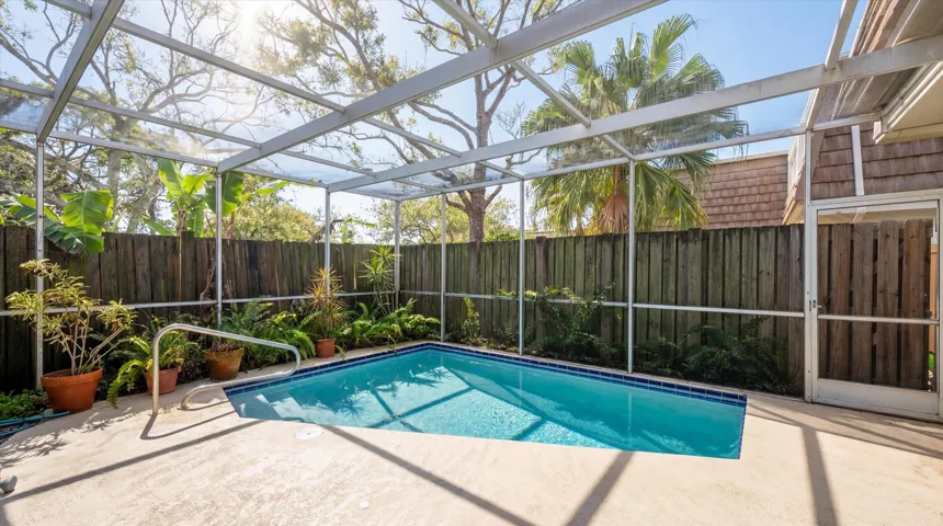 18-4348 Hazel Ave unit b