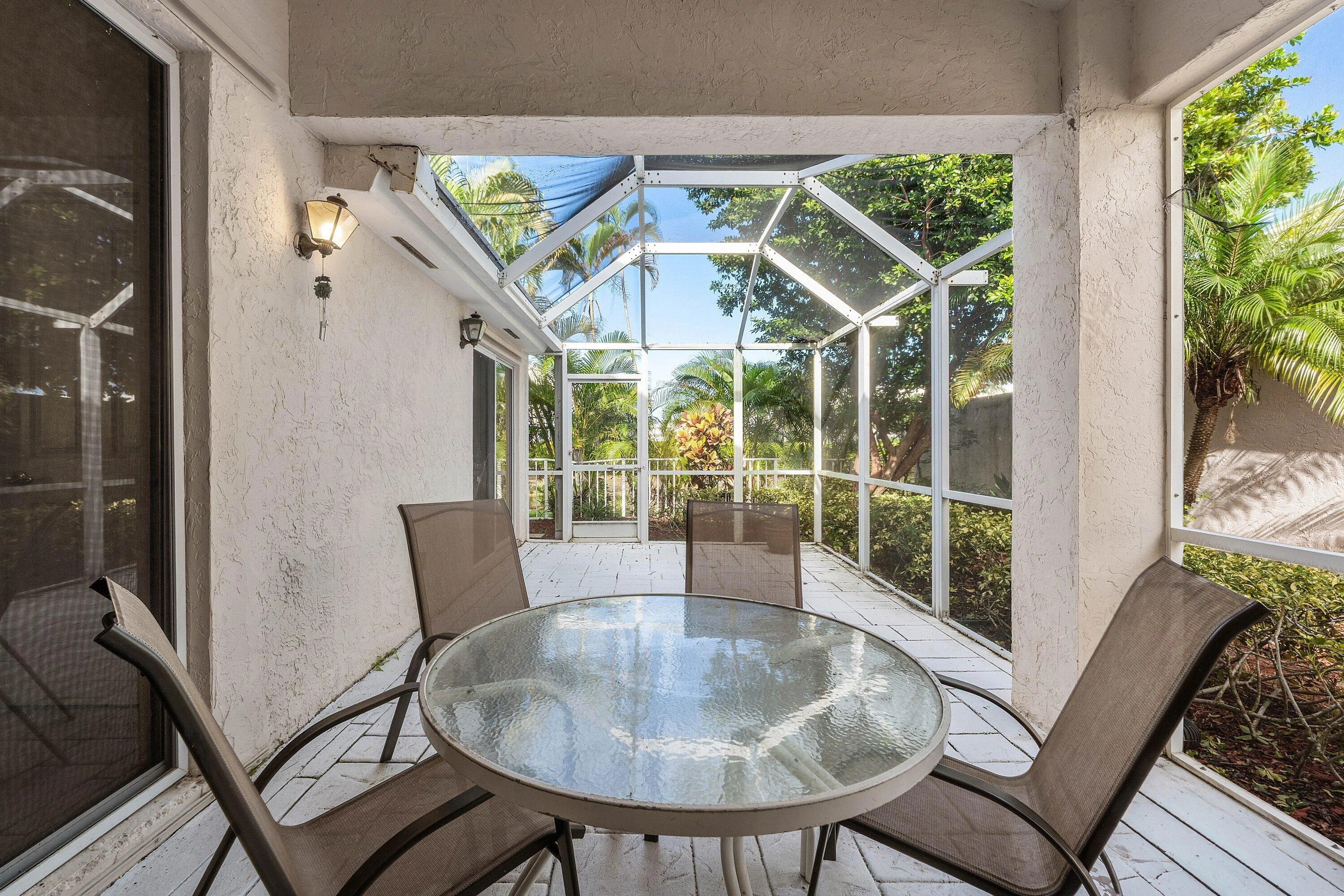 025-12ElginLane-PalmBeachGardens-FL-3341