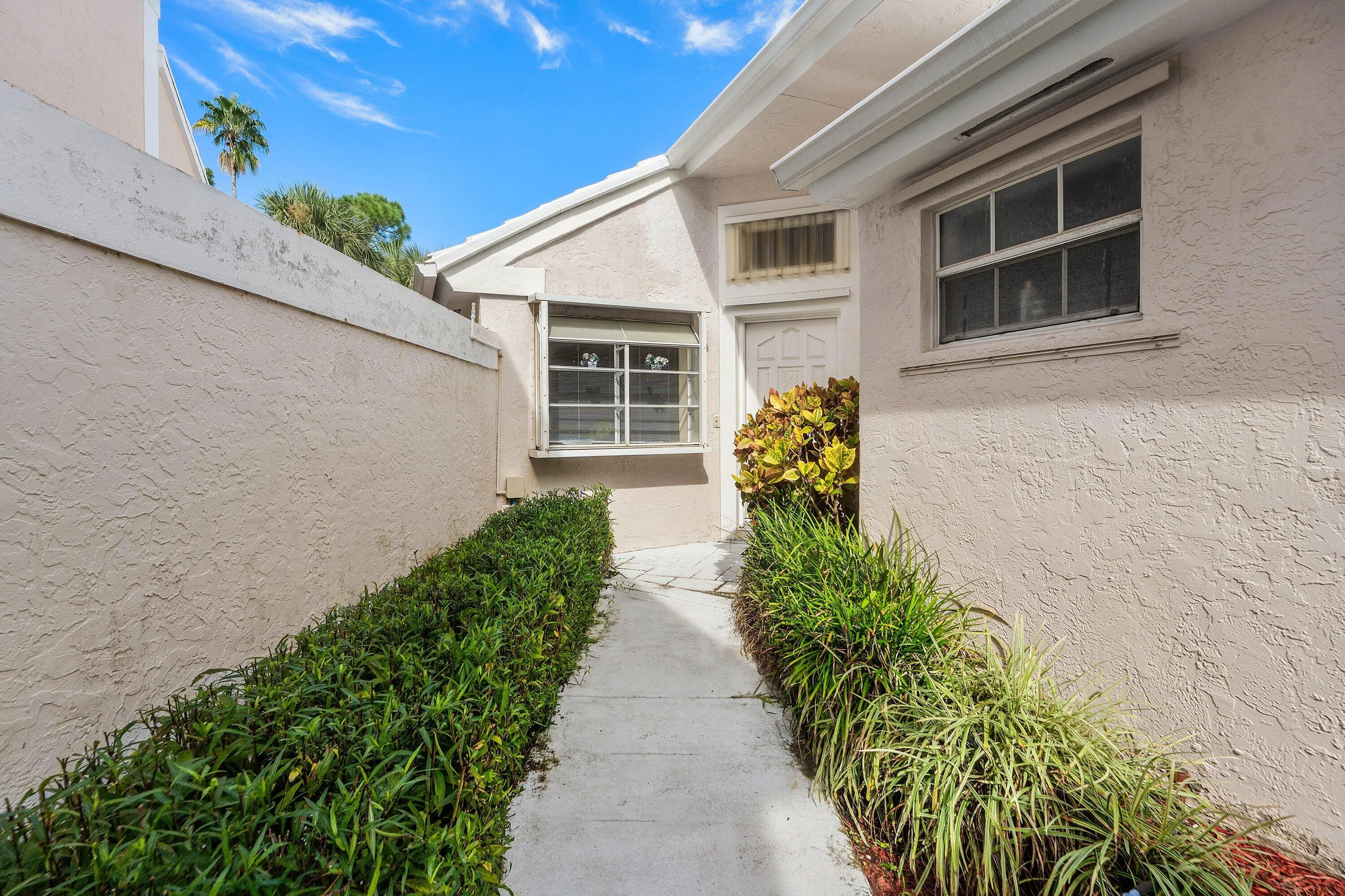 005-12ElginLane-PalmBeachGardens-FL-3341