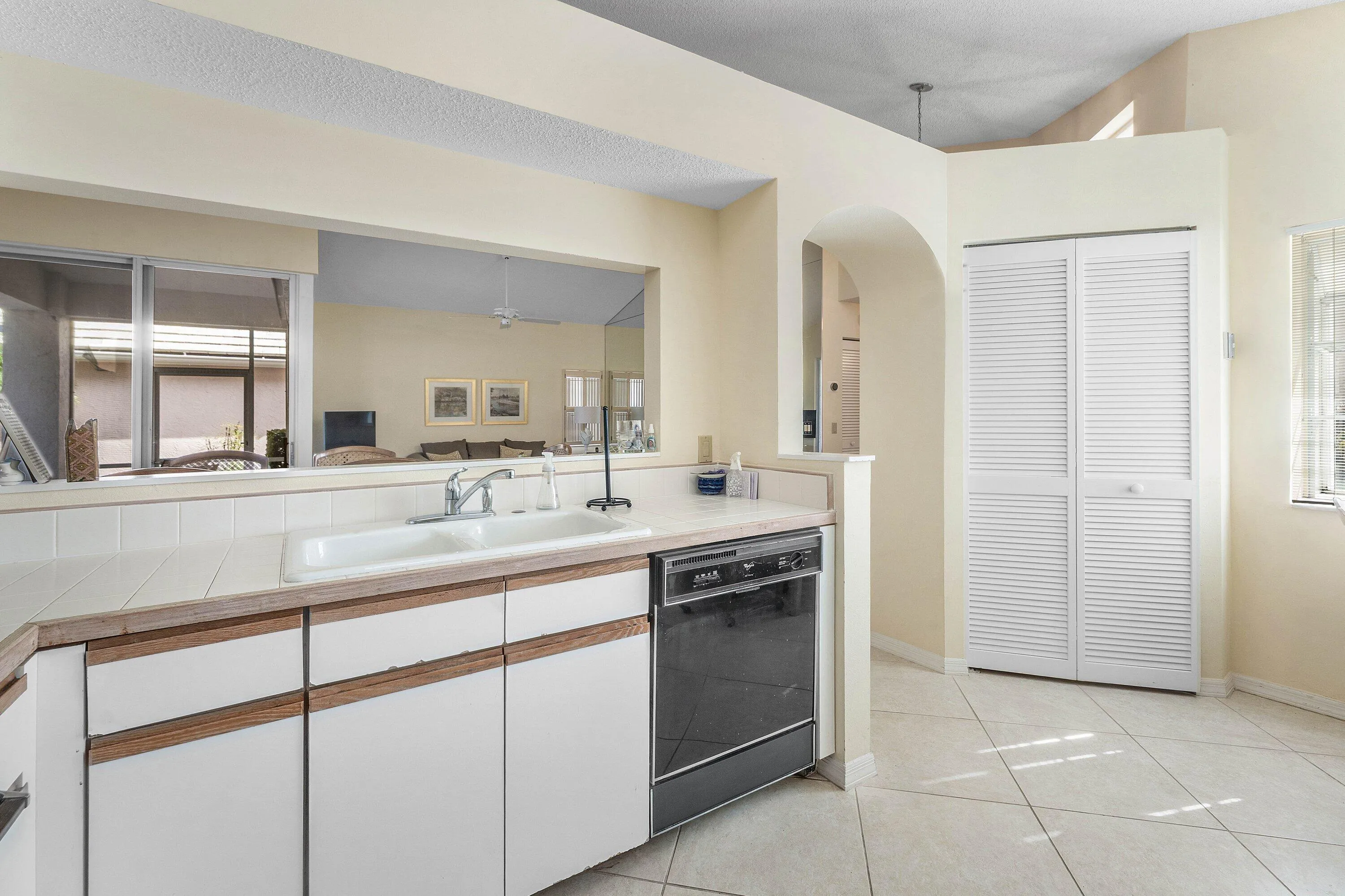 008-12ElginLane-PalmBeachGardens-FL-3341