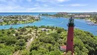 2812GrandeLighthouse