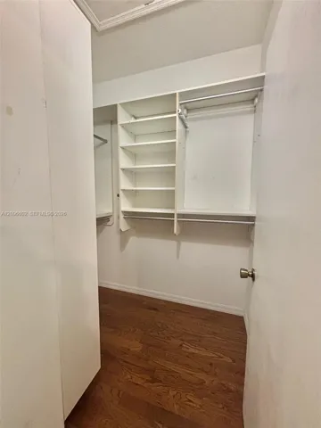 walk in closet