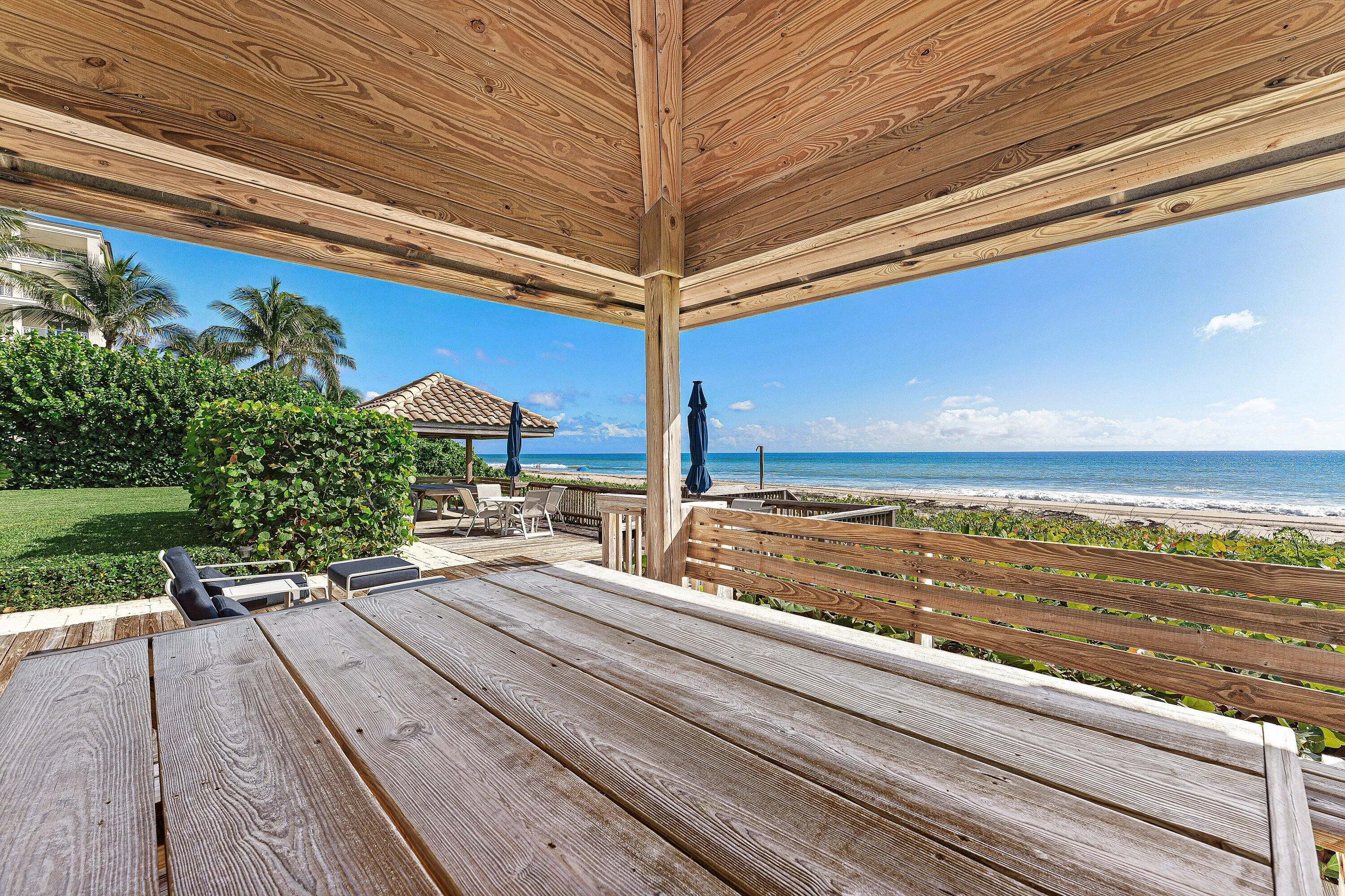 037-3951NorthOceanBoulevard-302-DelrayBe