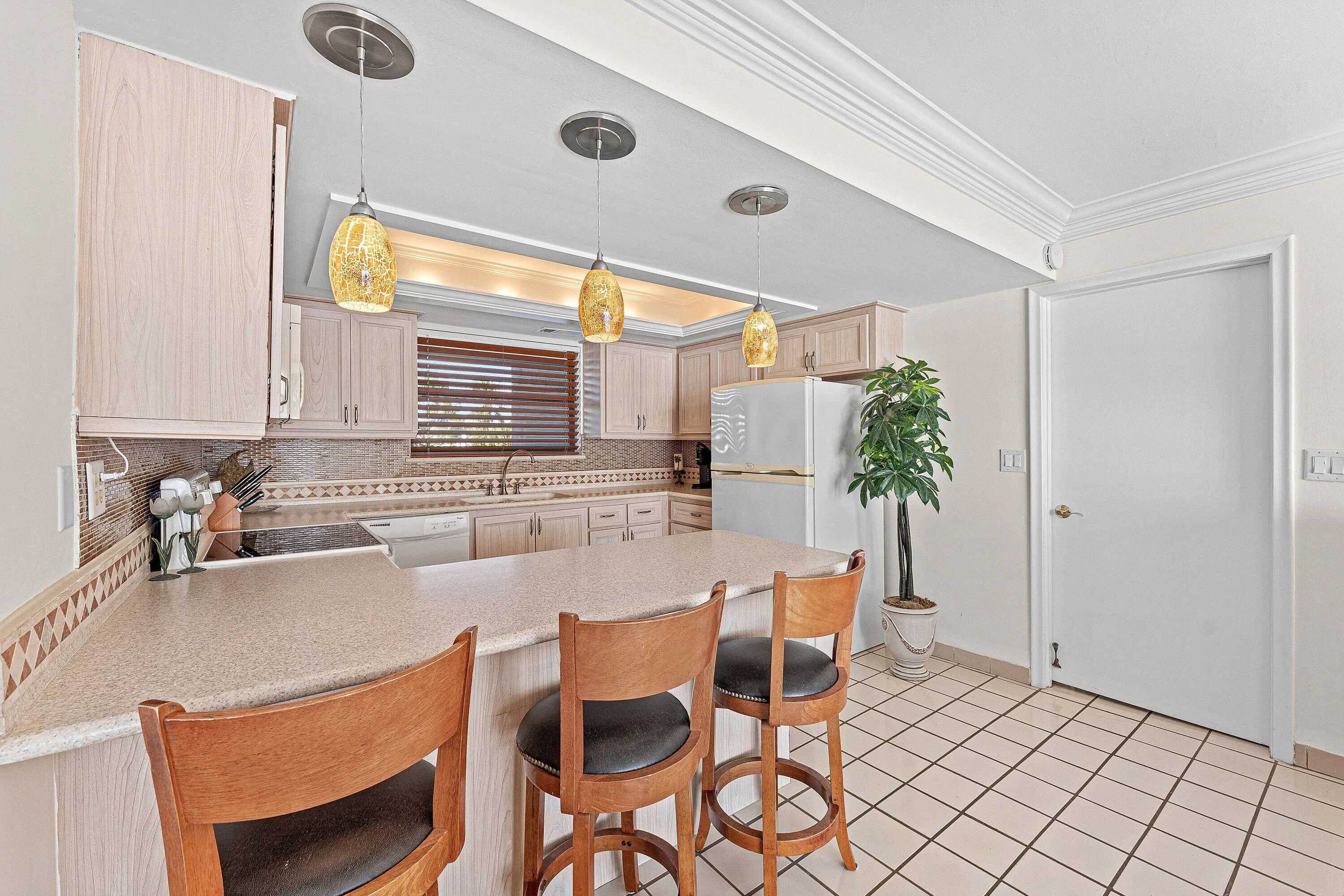 009-3951NorthOceanBoulevard-302-DelrayBe
