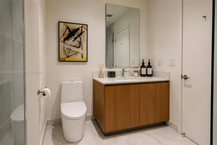 Second Bath- Virtually Staged