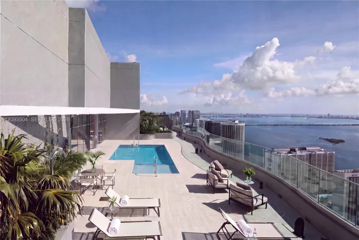 Sky Deck pool