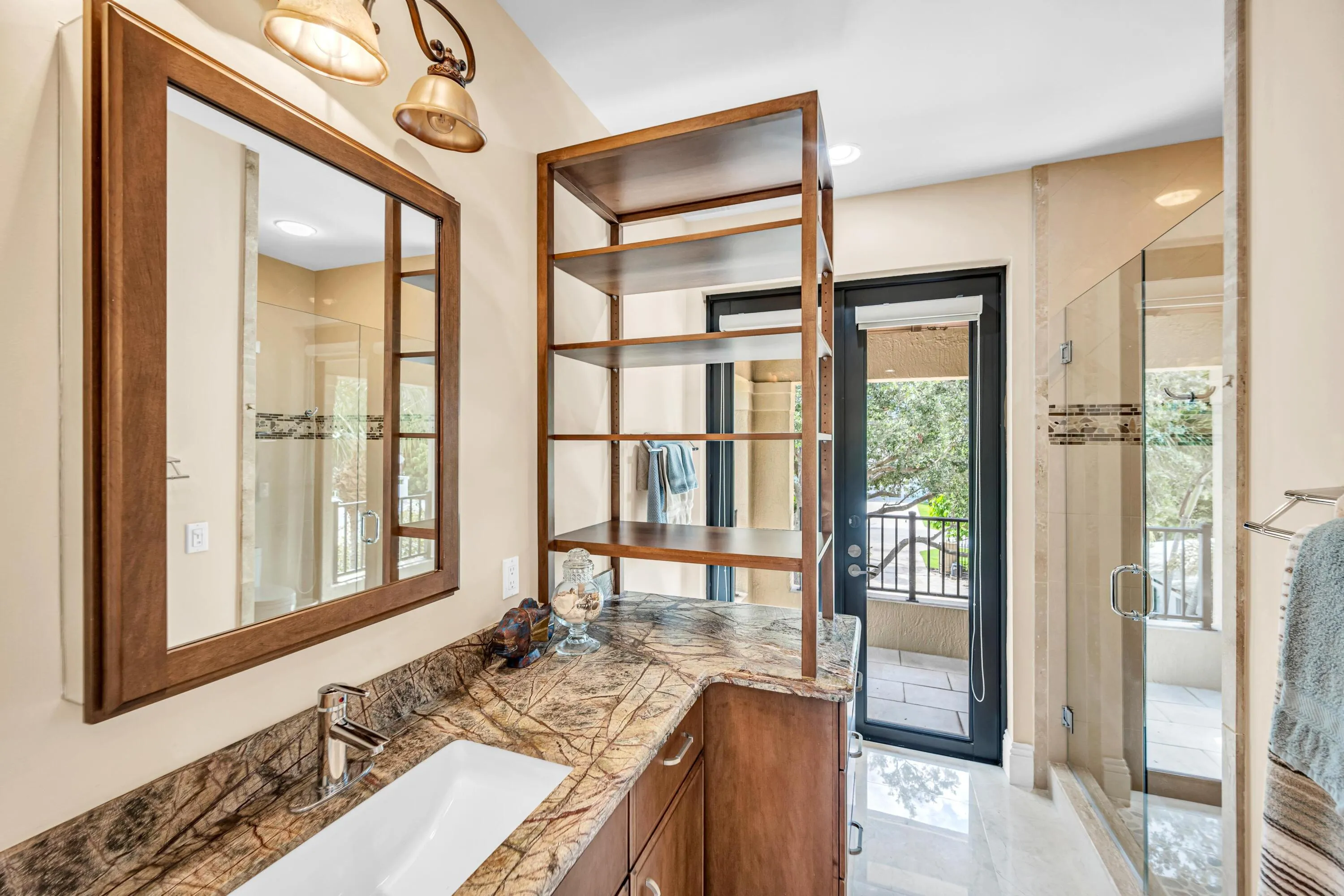 1900 MARIETTA DR-75